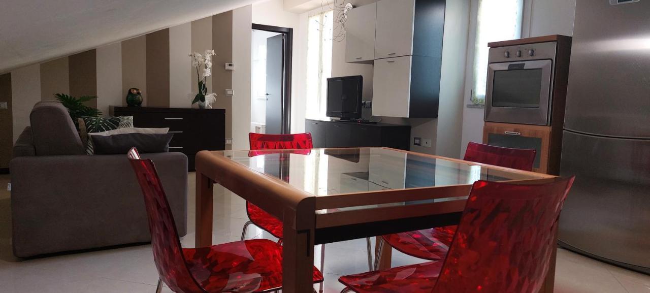 Ferienwohnung La Terrazza Dell' Angelo Pomarico Exterior foto