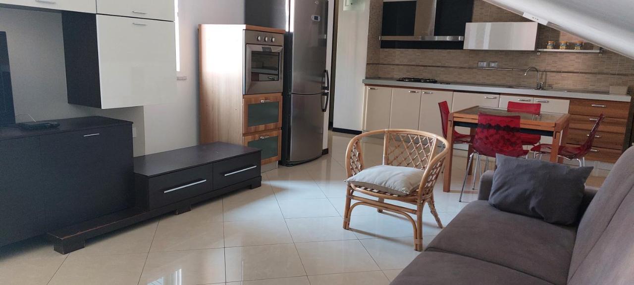 Ferienwohnung La Terrazza Dell' Angelo Pomarico Exterior foto